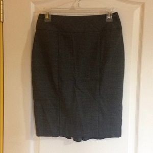 Juniors 5 Gray Peplum Pencil Skirt
